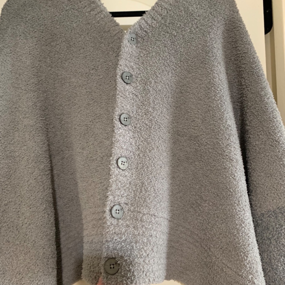 Barefoot Dreams poncho - Picture 6 of 10